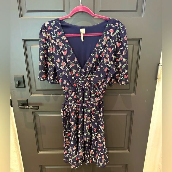 Floral dress  - Picture 1 of 6